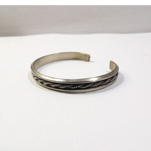 Sterling silver twisted rope design bracelet, 6.25" length